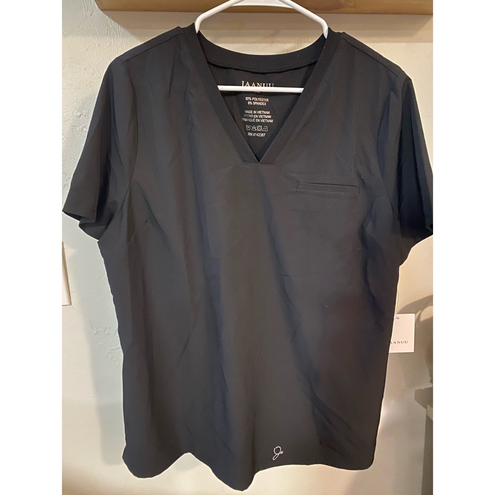 Jaanu Stride Ribbed v-neck scrub top XL